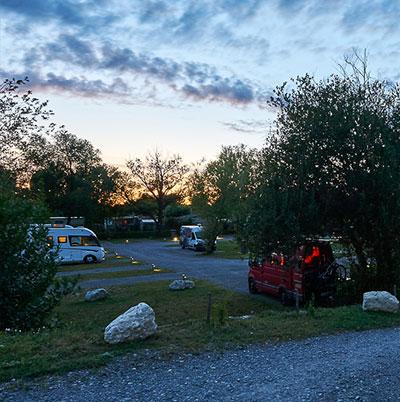Aire camping cars et camping le Grain - Foto 7