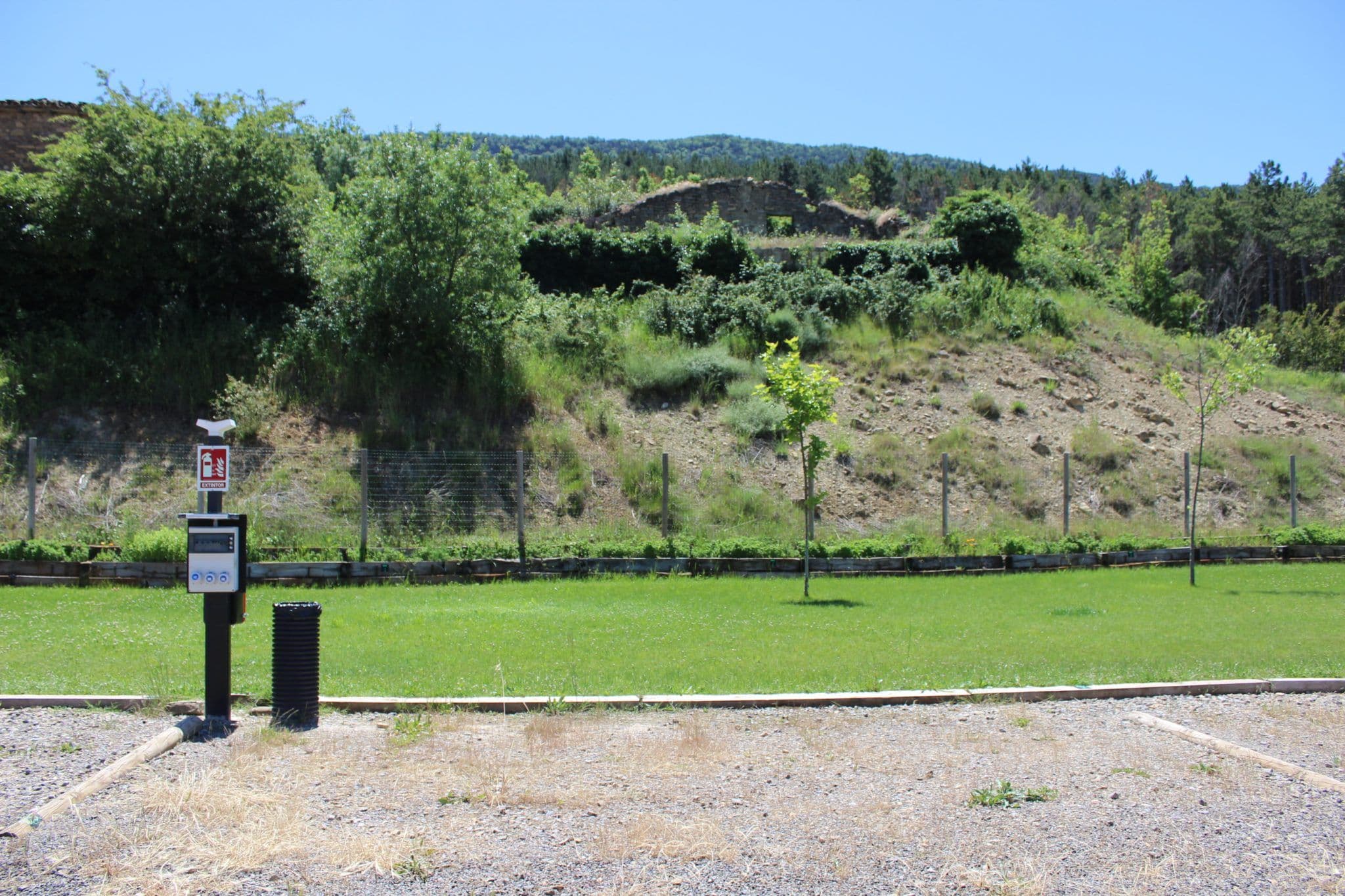 Camping Artieda - Foto 3