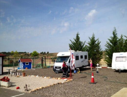 Área privada de Autocaravanas de León.Camper park - Foto 2