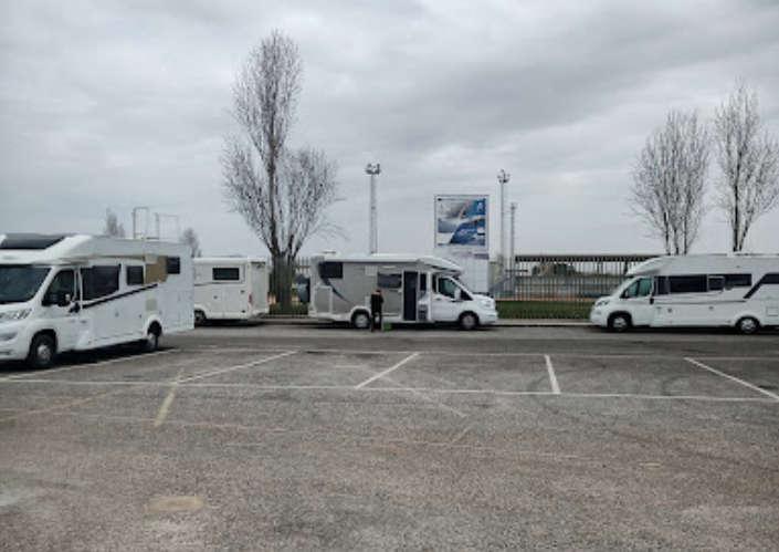 Área autocaravanas Umbrete