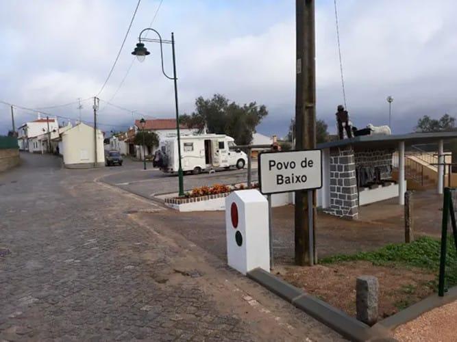 Área de Autocaravanas Alferce - Foto 3