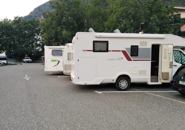 Camper Parking Area - Flipper