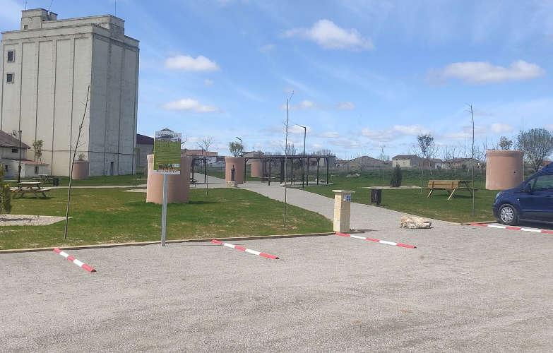 Área Autocaravanas Sotresgudo - Foto 6