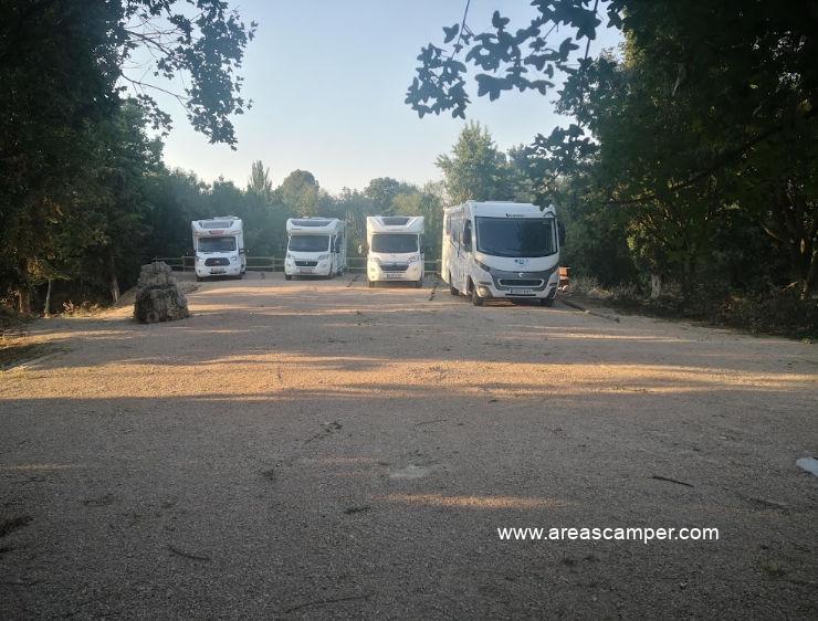 Servicios aparcamiento de caravanas (vaciado y llenado) - Foto 6