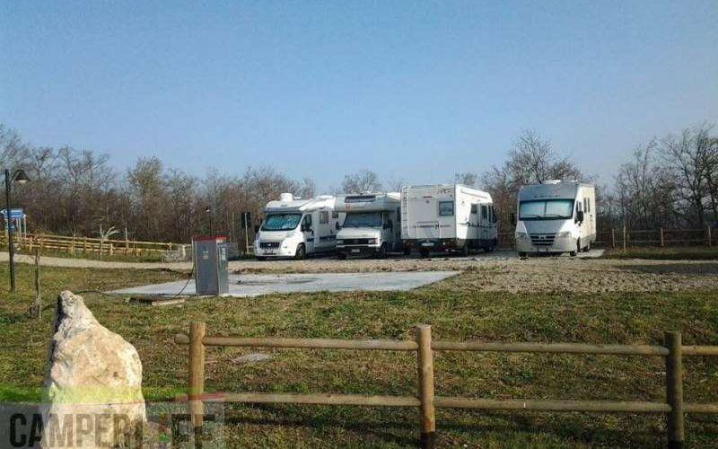 Area Camper Comunale Civitacampomarano - Foto 3