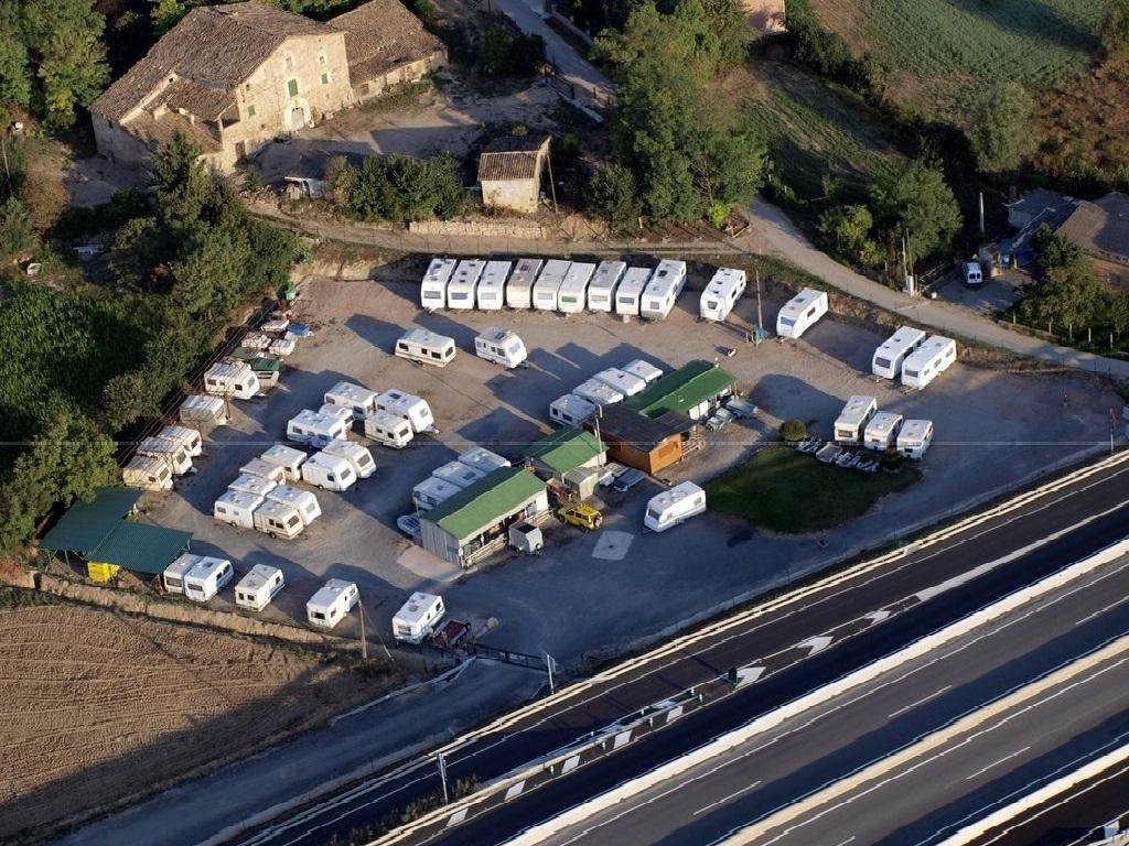 Caravanes la Plana - Motorhome Rent Escapa-t Tona - Foto 3