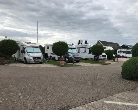 Camperplaats Aan Het Dorp - Foto 7