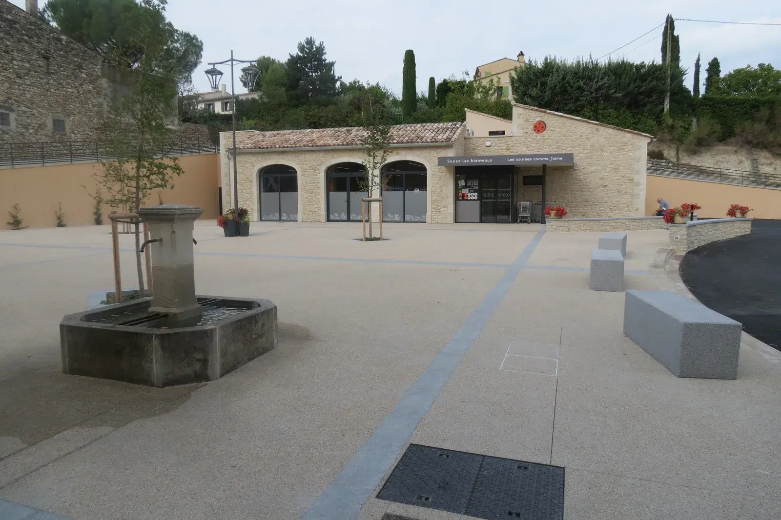 Area sosta camper 26110 Mirabel-aux-Baronnies - Foto 7