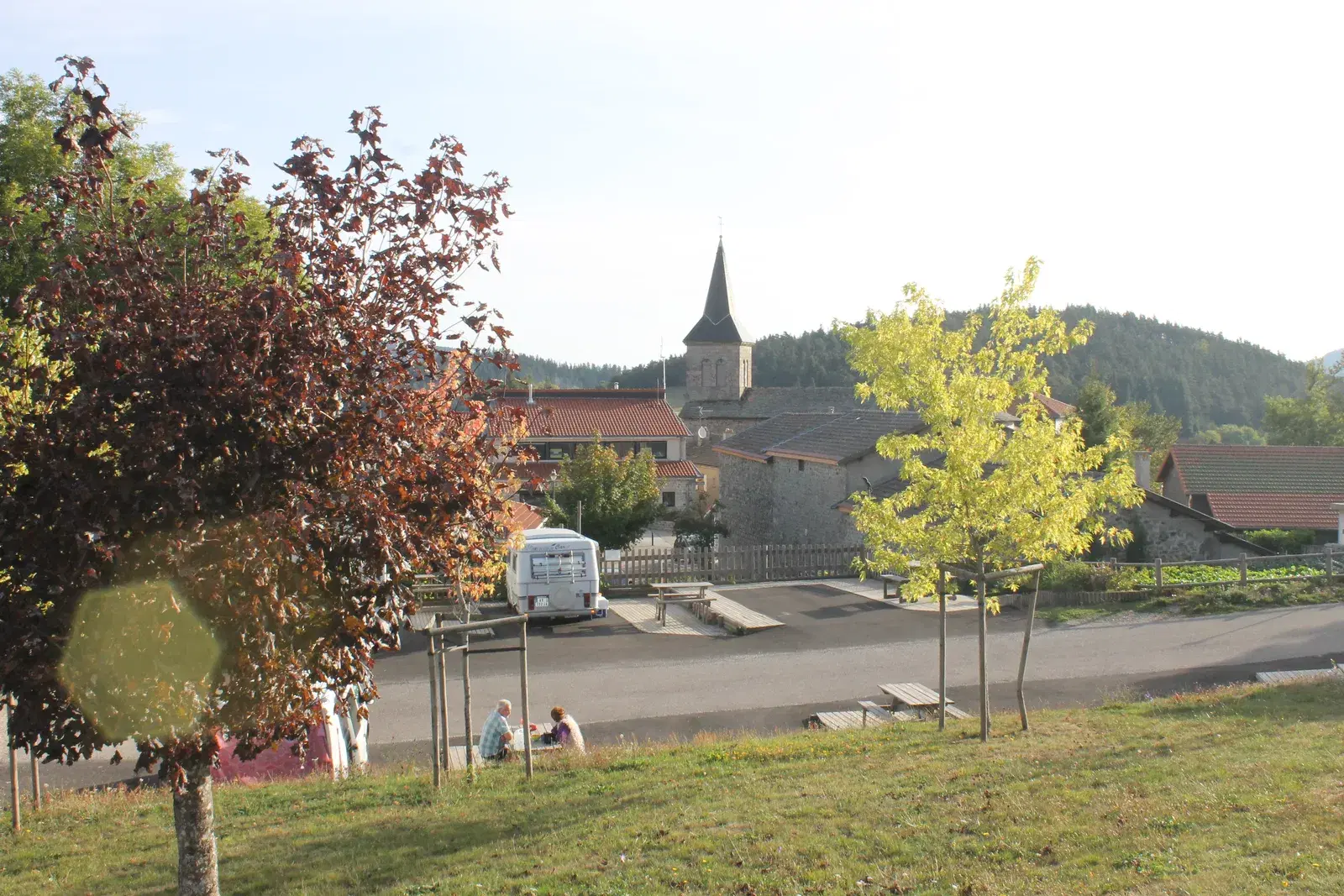 Aire de camping-car SAINT BONNET LE FROID - Foto 7