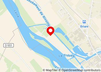 Briare-le-Canal Camping-Car Aire - Foto 6