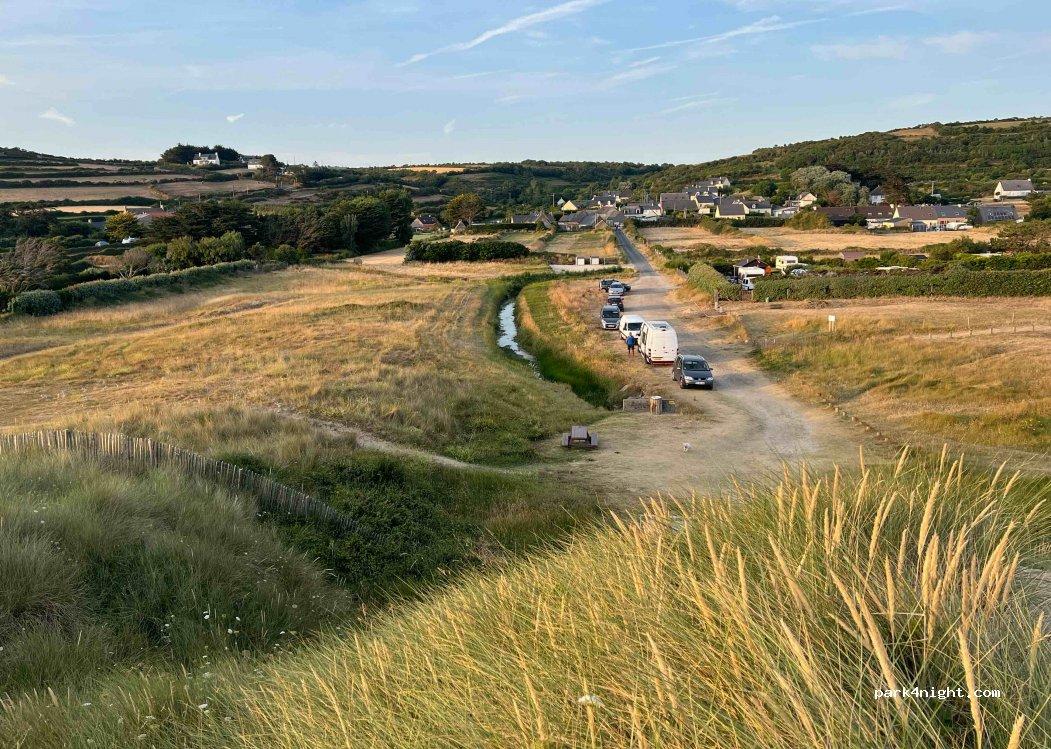 Aire de camping-car Surtainville - Foto 3