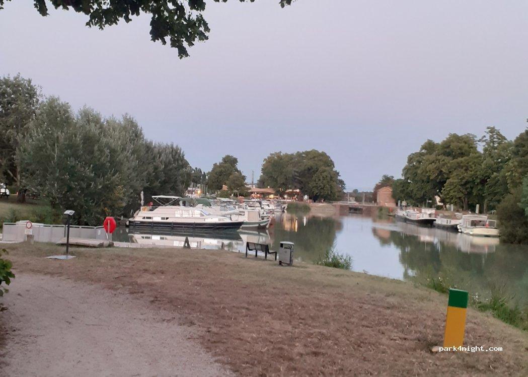 aire de services camping car - Foto 4