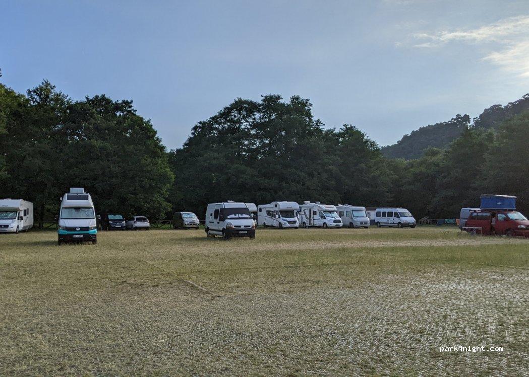 Área de autocaravanas de Cudillero - Foto 3