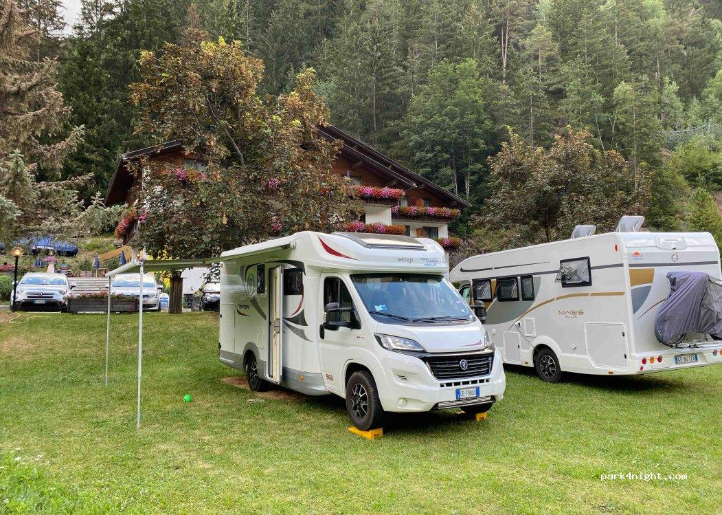 Area Sosta Camper - Monte Marenzo - Foto 4