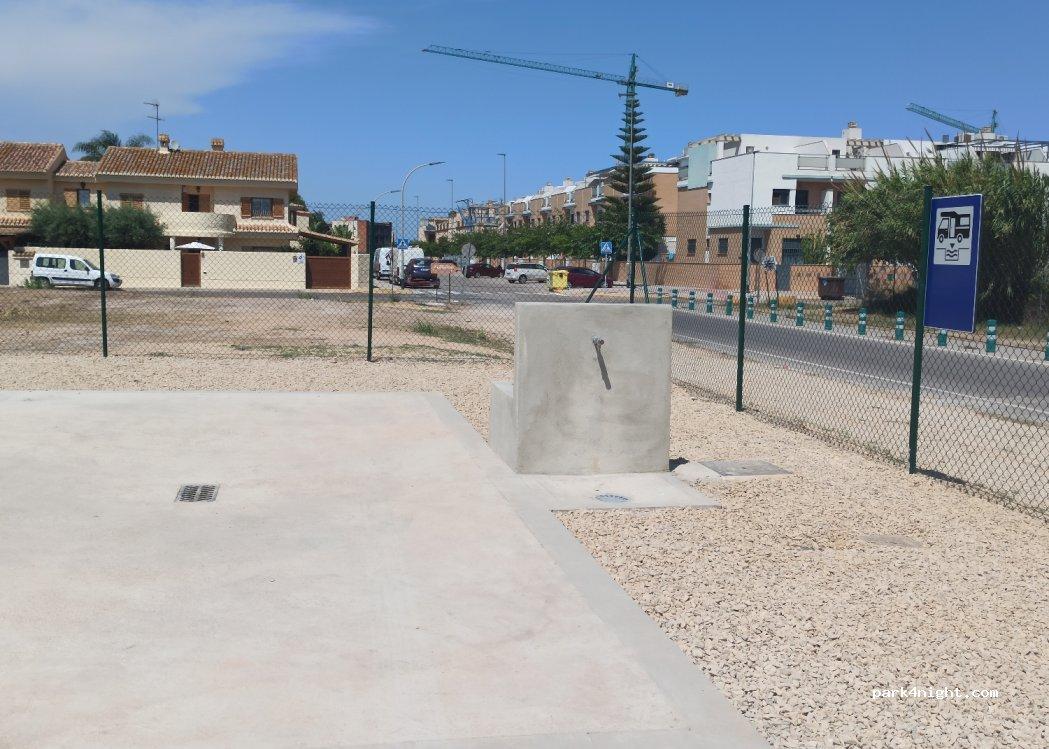 Área autocaravanas Farnals Playa - Foto 7