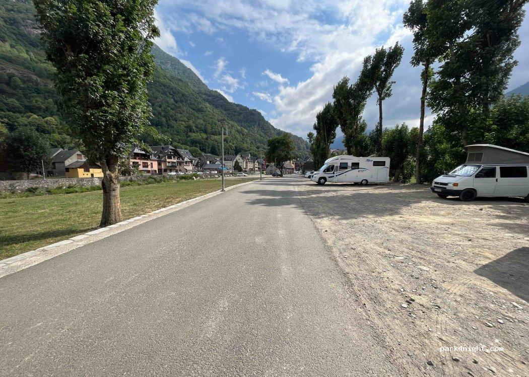 Zona acogida autocaravanas Passèg Ièrla Les - Foto 3