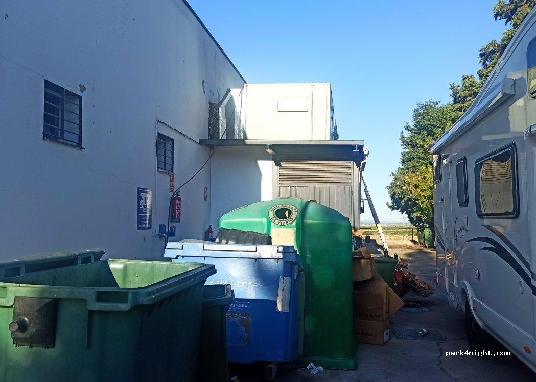 Area AC Belvis De Monroy Valcarce gas station - Foto 2