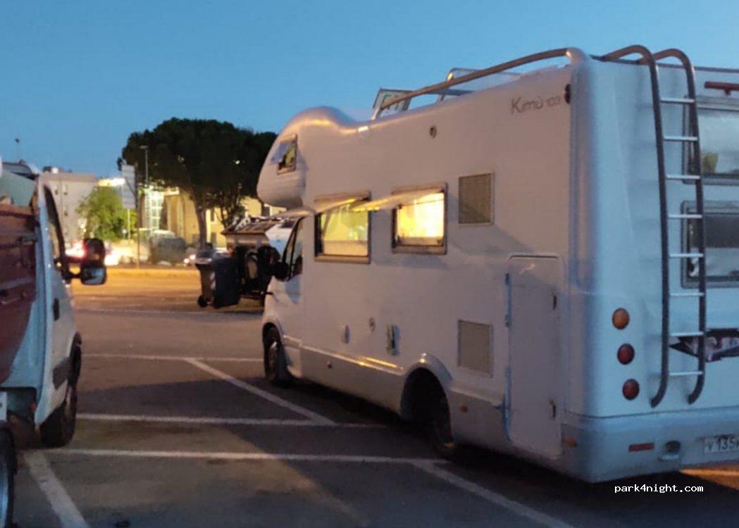 Sosta Camper Civitavecchia - Foto 4