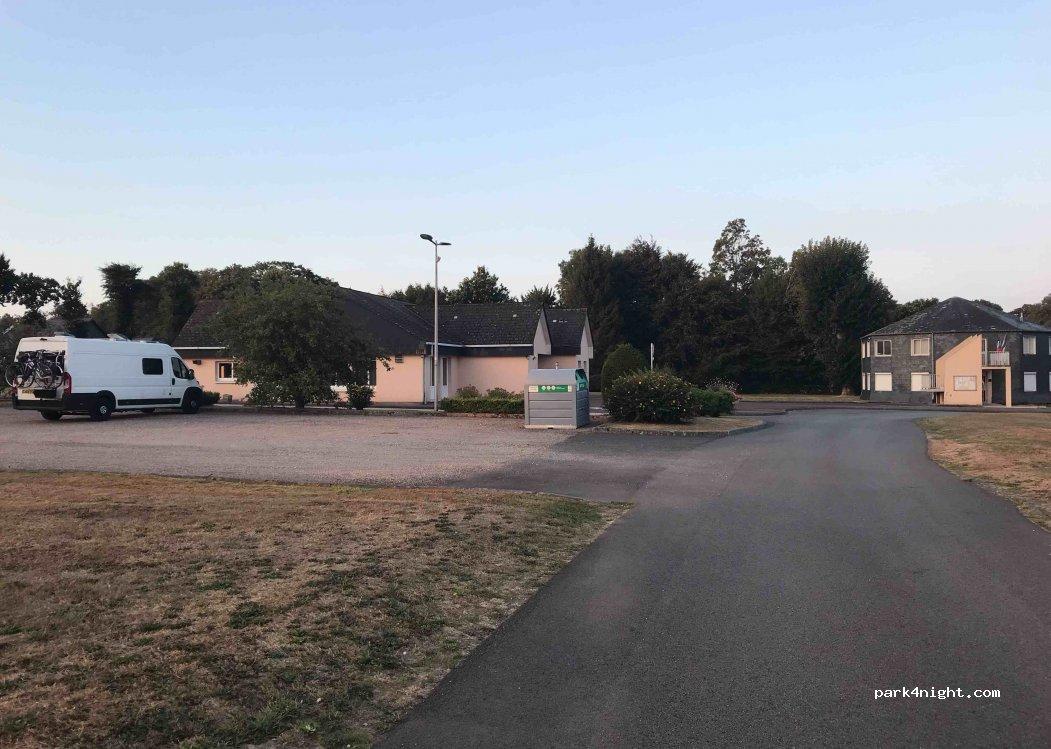 aire de stationnement camping cars 76430 Gommerville - Foto 7