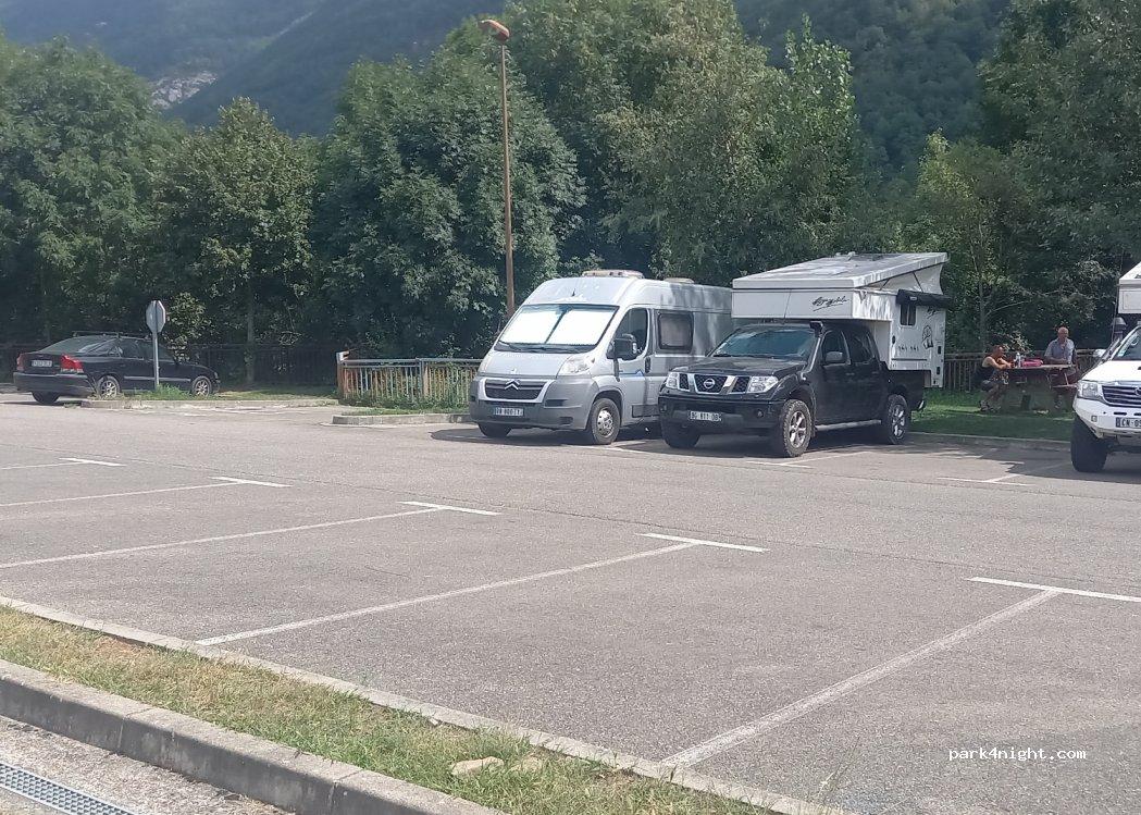 Parking Ordesa Pirineos | Autocaravanas, Campers y Furgonetas - Foto 7
