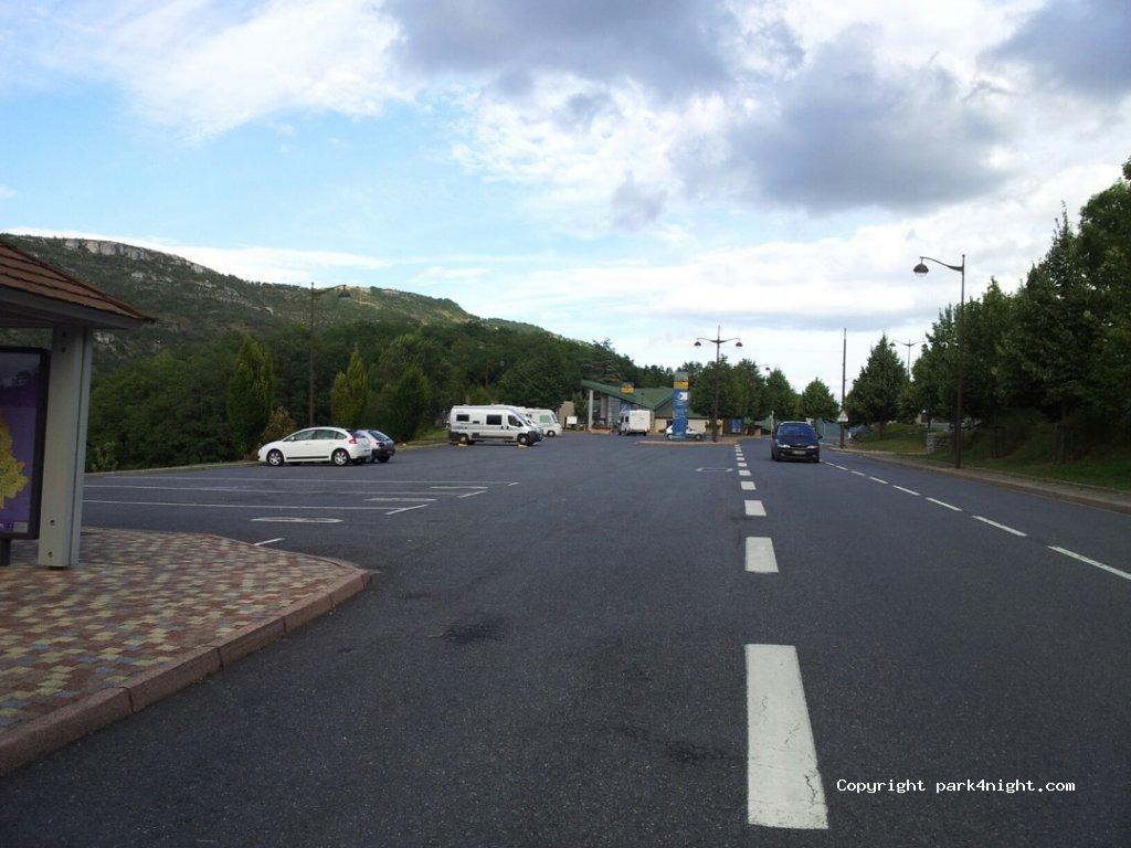 aire de camping-ca ROQUEFORT SUR SOULZON - Foto 7