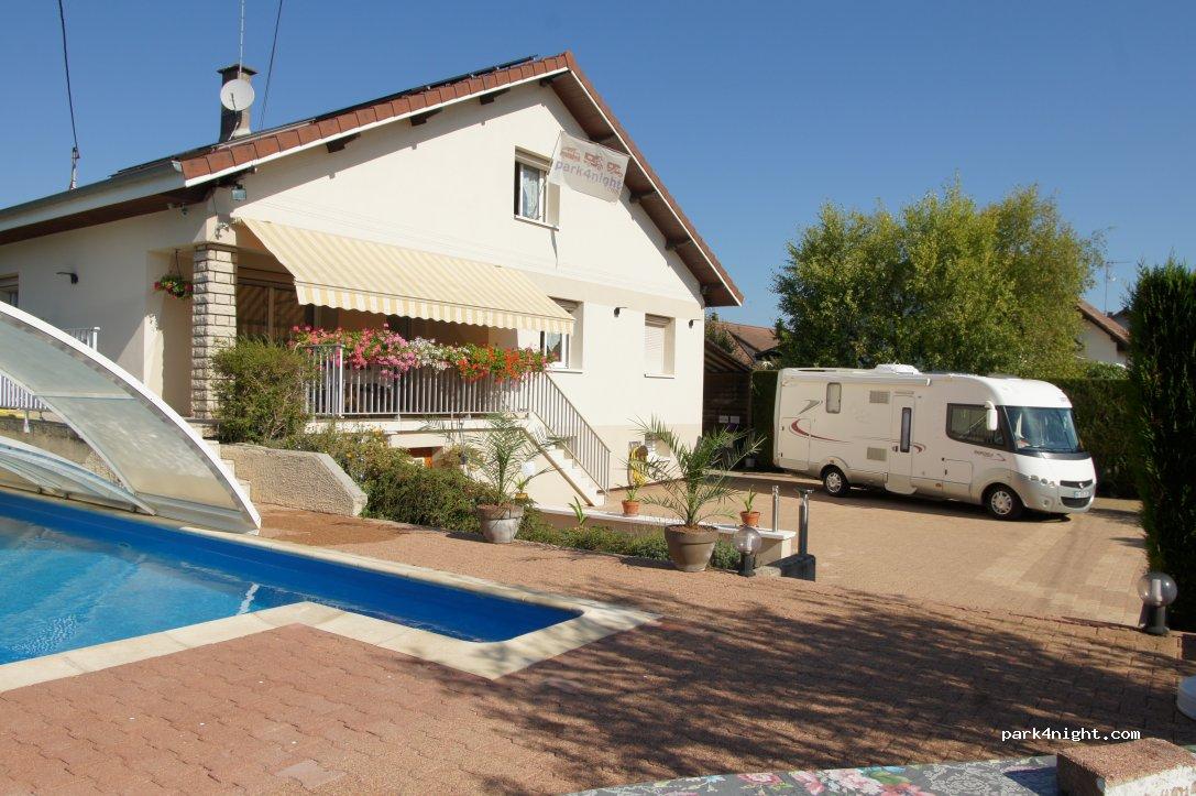 Aire de Campingcar 21760 Lamarche-sur-Saône - Foto 5