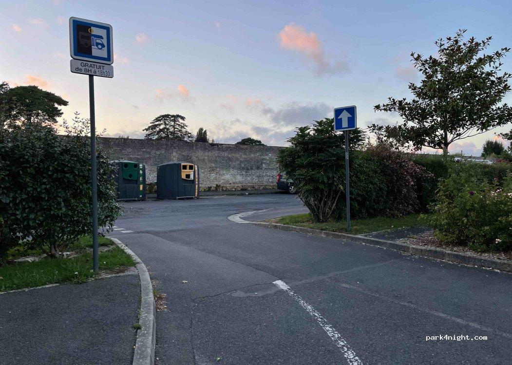 Área de Autocaravanas Bayeux - Foto 6