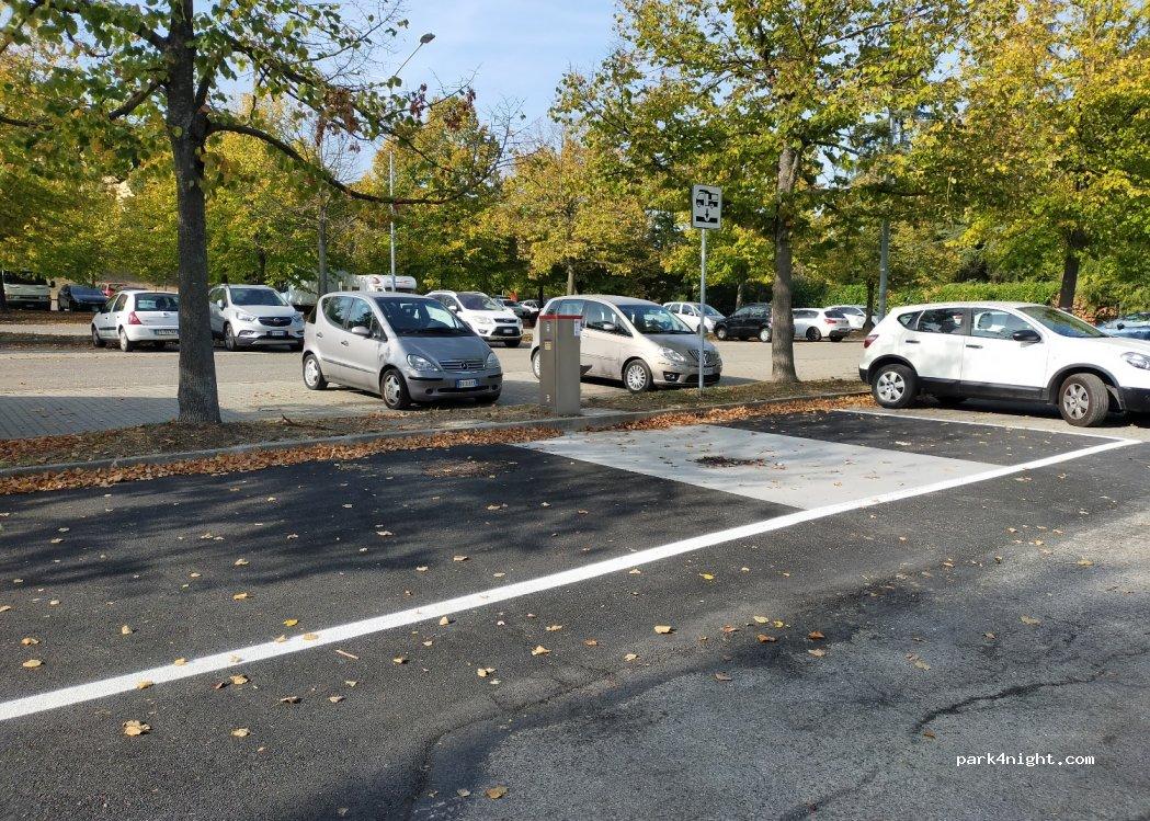 Area sosta camper 40024 Castel San Pietro Terme BO - Foto 3