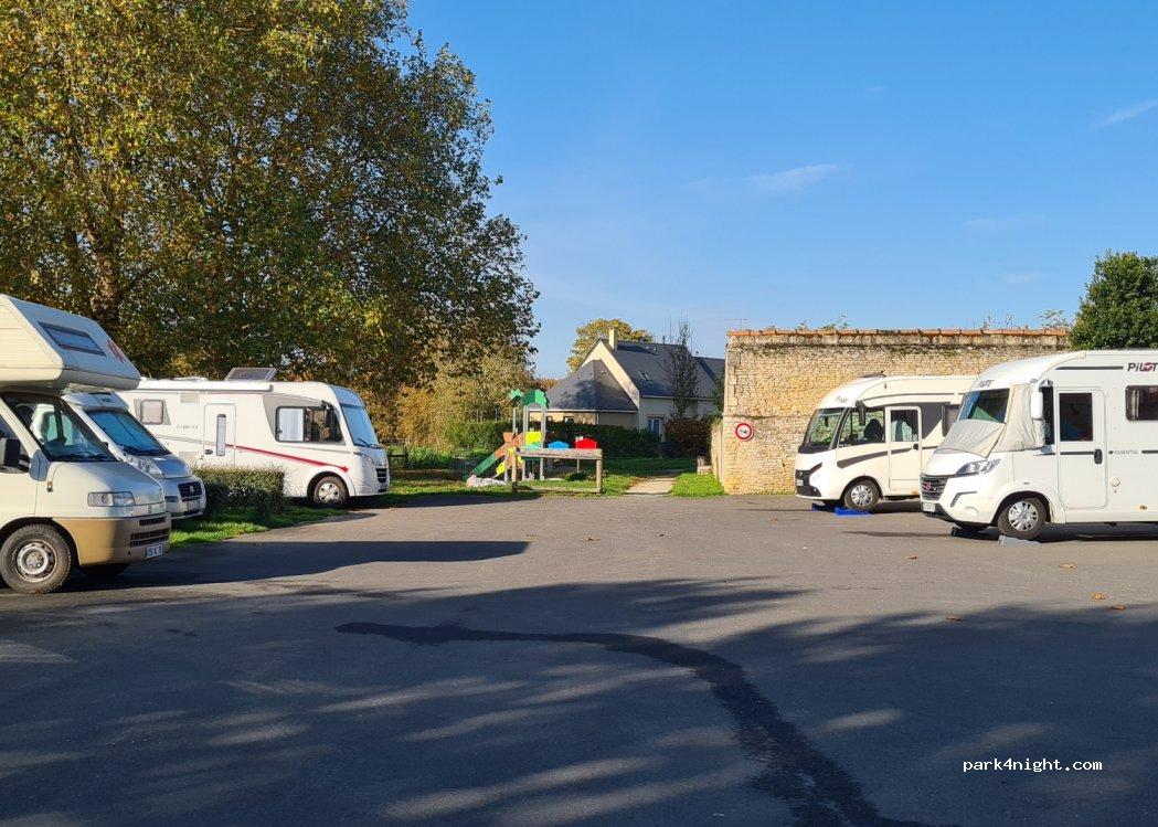 Aire de camping-car HEROUVILLETTE - Foto 2