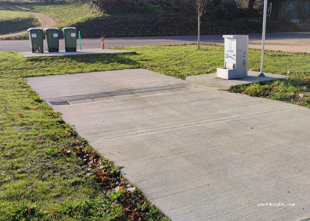 Nozay aire pour Camping-Cars [RESEAU AIRESERVICES] - Foto 5