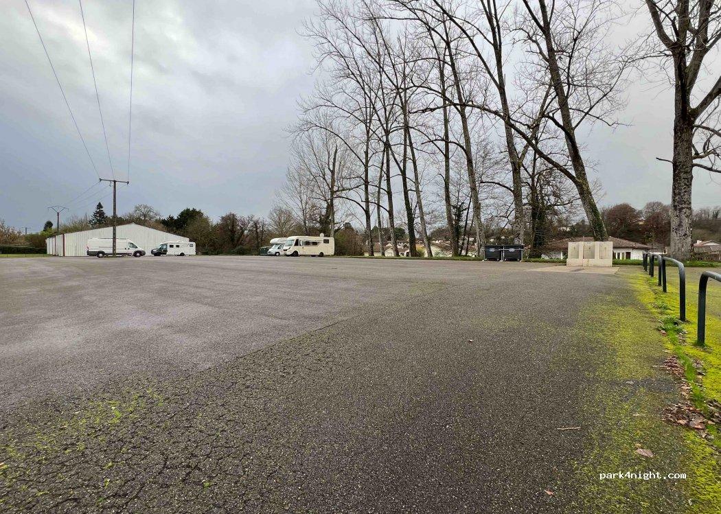 Aire de camping car HAGETMAU - Foto 4