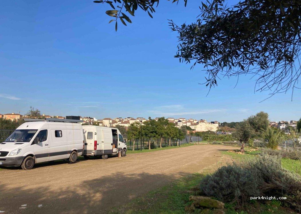 Área autocaravanas Cretas