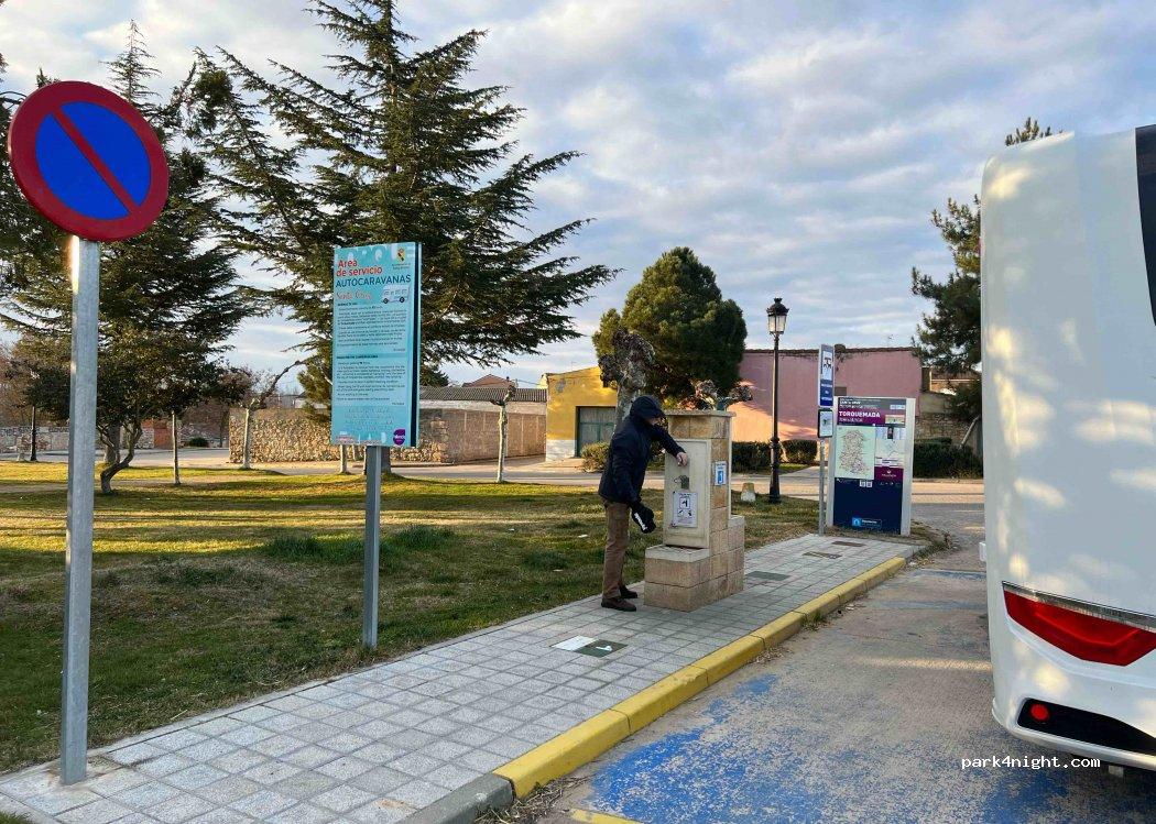 Área de Autocaravanas de Torquemada - Foto 2