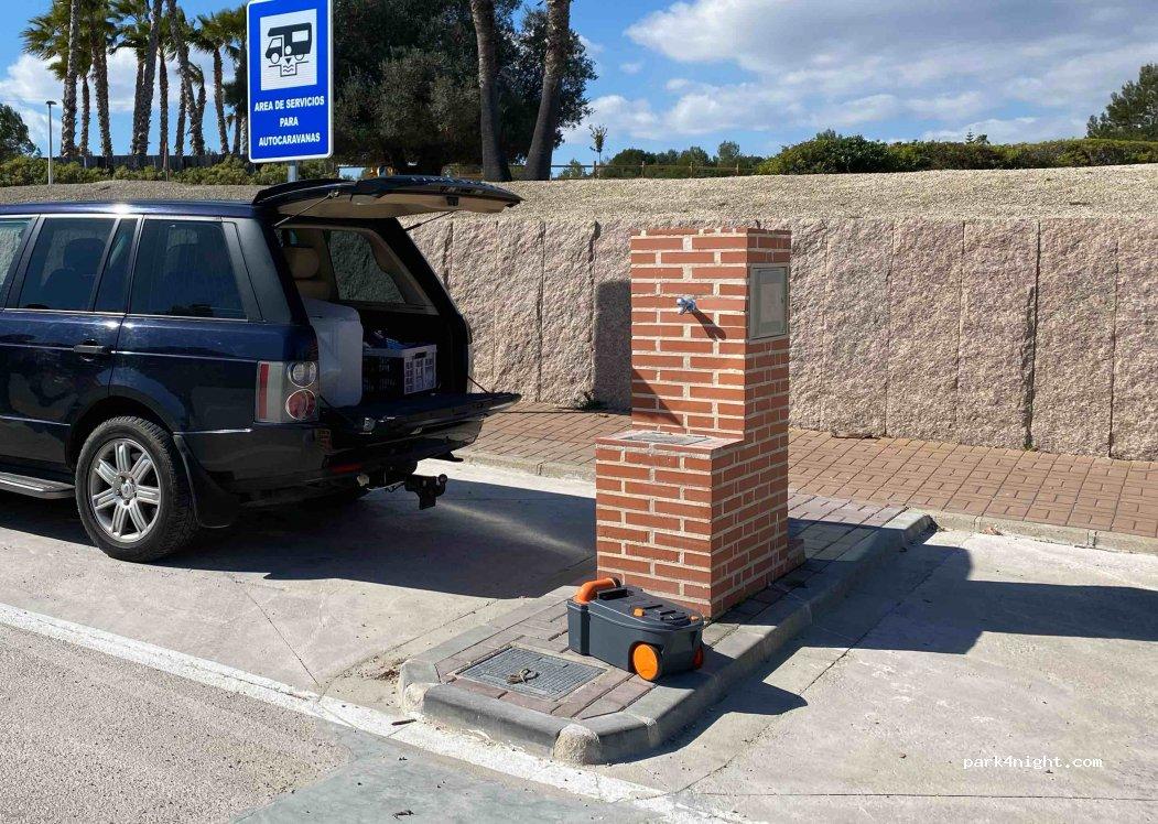 Área de servicio para auto caravanas - Foto 3