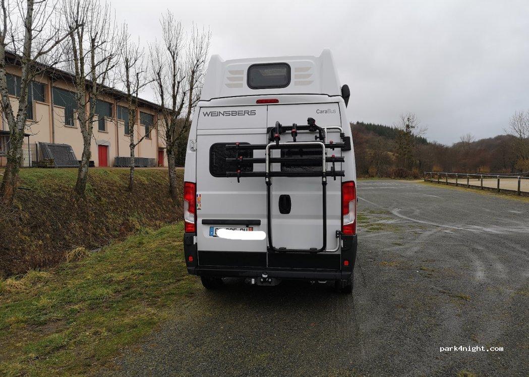 Aire de camping-car ARVIEU - Foto 2