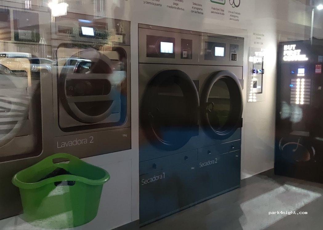 Área de autocaravanas de Onil - Foto 2