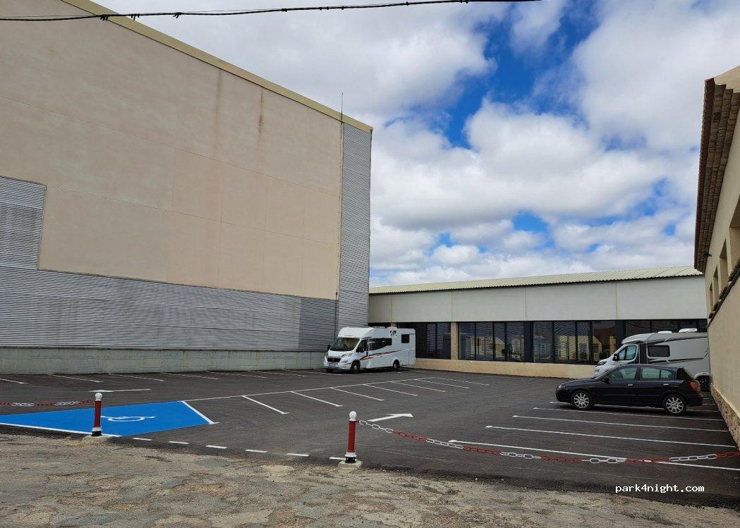 ÁREA DE SERVICIOS PARA AUTOCARAVANAS de Cantavieja. - Foto 6