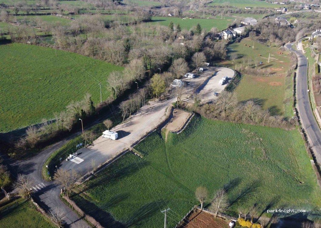 Aire Camping Car Bozouls - Foto 7