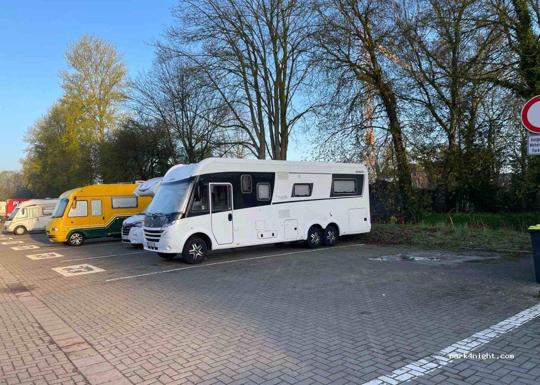 Wohnmobilstellplatz Delmenhorst - Foto 2