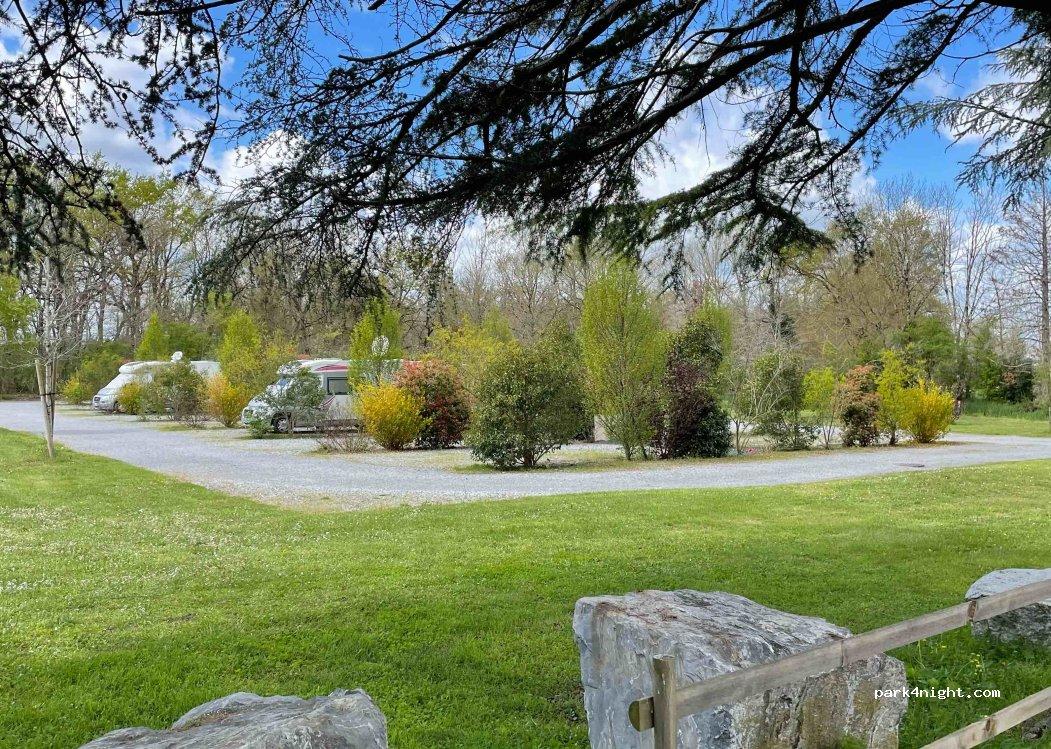 Aire de camping cars, near Labruguière - Foto 4