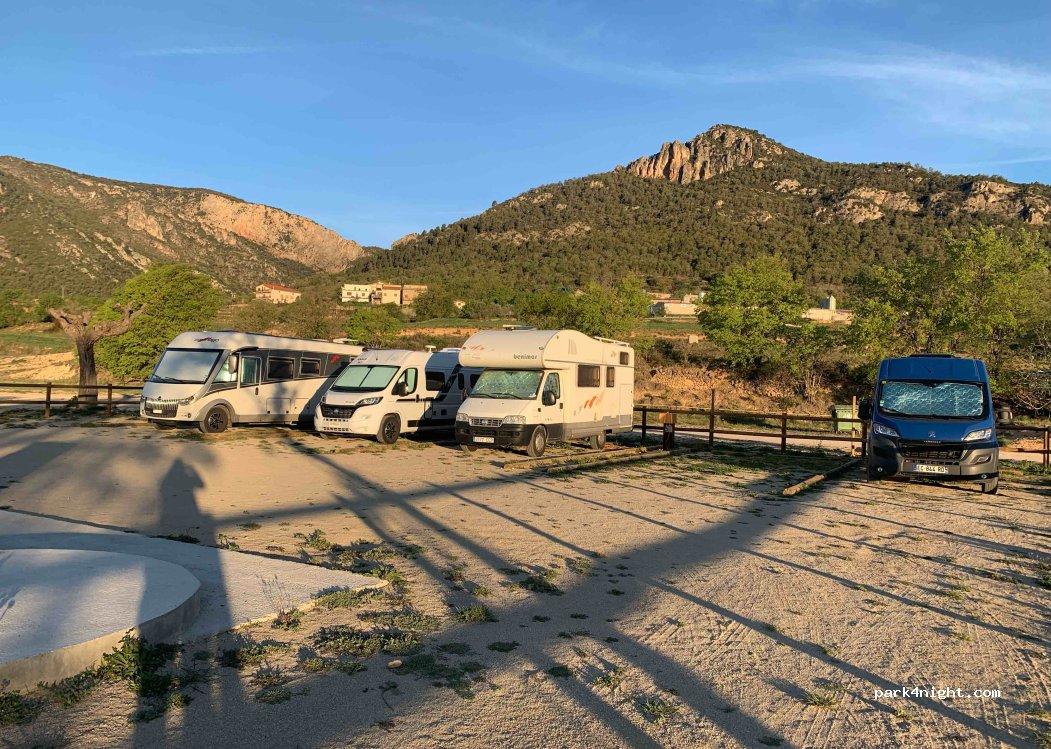 Área autocaravanas Peramola