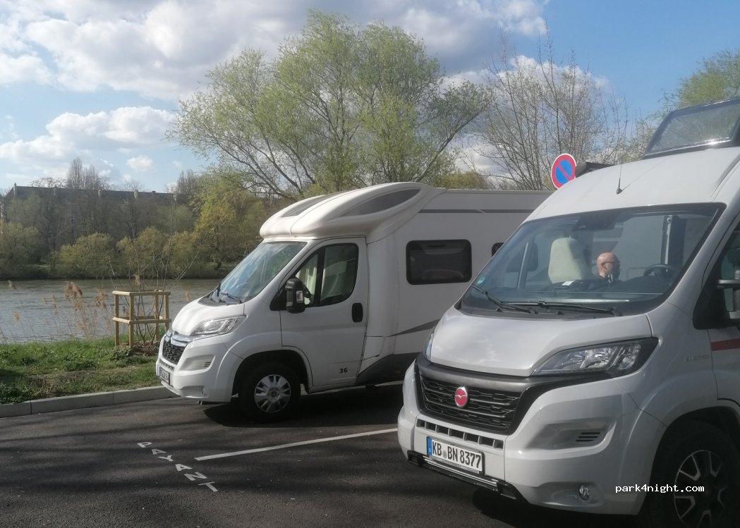 Stationnement de Camping-cars - Foto 2