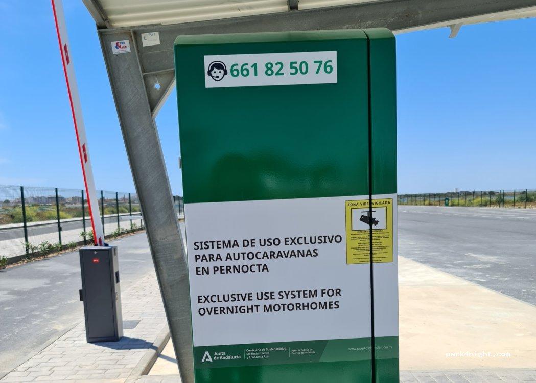 Área de Estacionamiento de Autocaravanas Puerto de Ayamonte - Foto 4