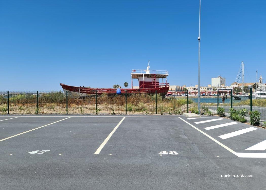 Área de Estacionamiento de Autocaravanas Puerto de Ayamonte - Foto 5
