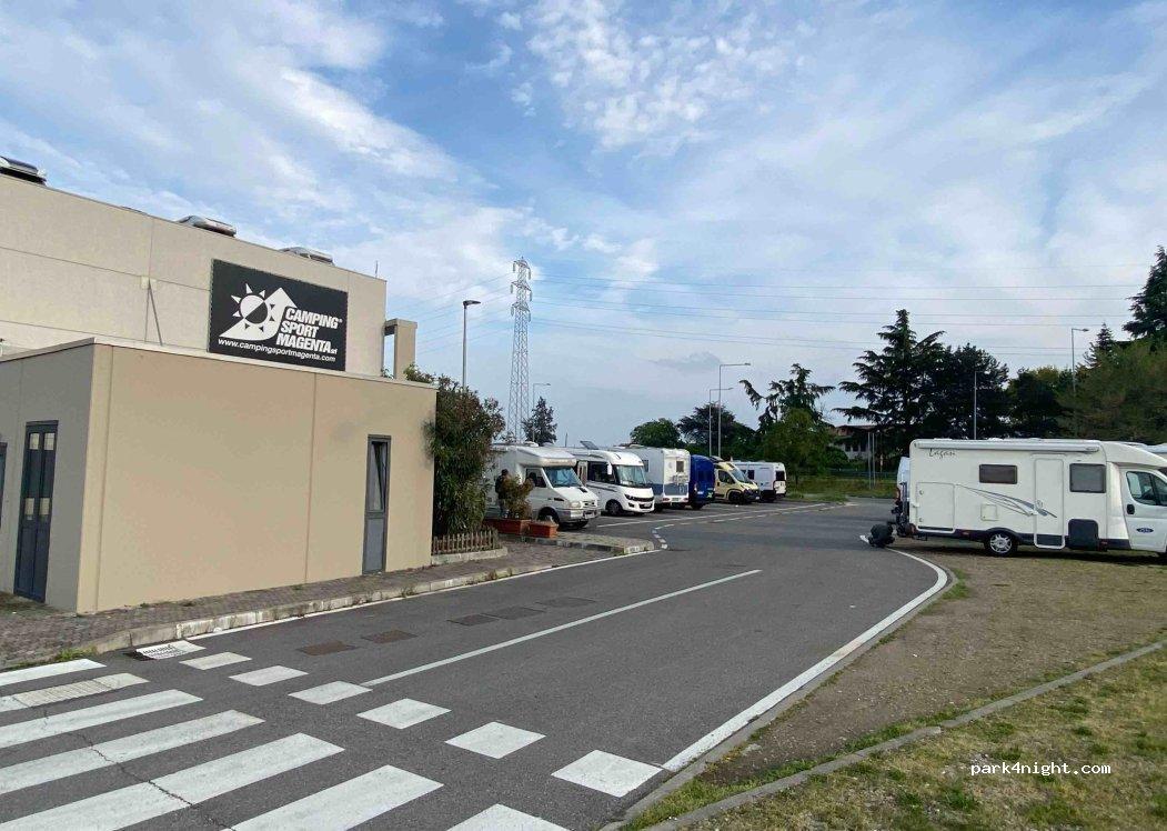 Area sosta camper 20013 Magenta MI