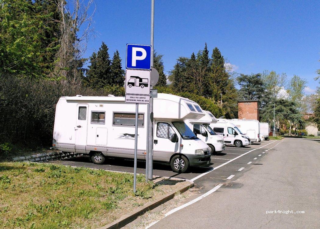 Area sosta camper 40024 Castel San Pietro Terme BO - Foto 6