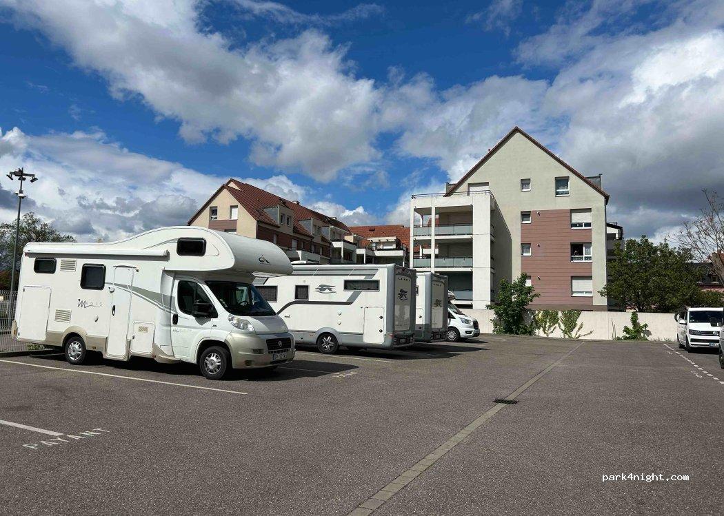 Camping-car parking lot Henry Wilhelm