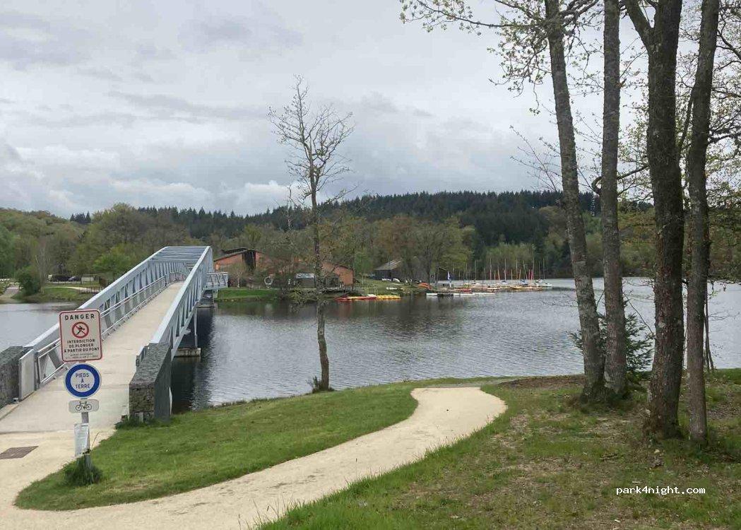 Aire de Lac de Saint Pardoux - Foto 3