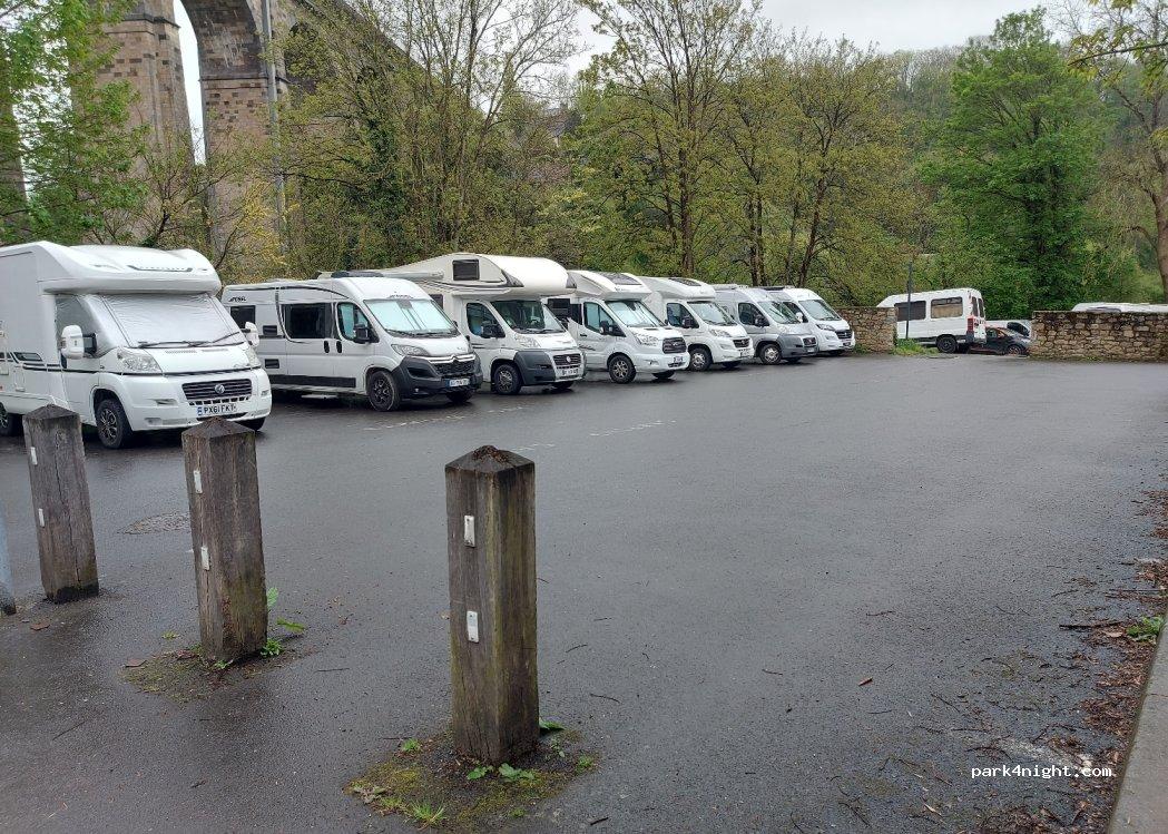 Wohnmobil Stellplatz 22100 Como CO - Foto 2