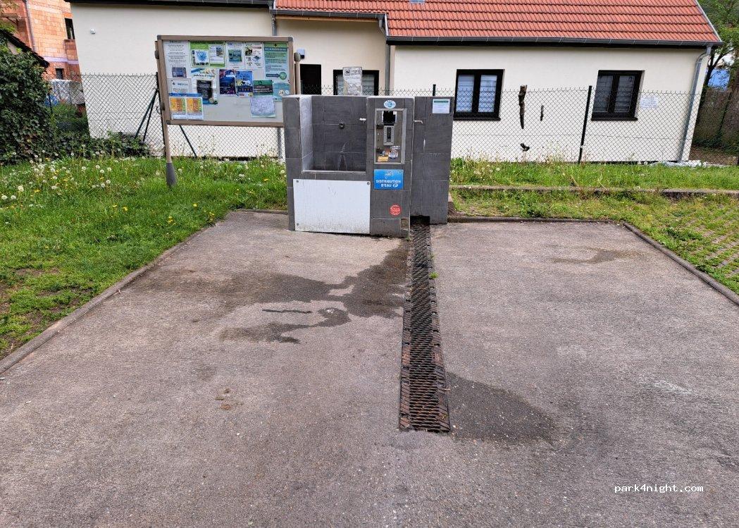 Aire pour camping-cars 67730 Châtenois - Foto 2